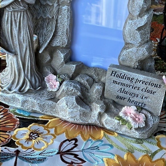 Brand New Memorial Picture Frame Resin Angel Wing Photo Holder Bereavement Gift - Picture 8 of 14